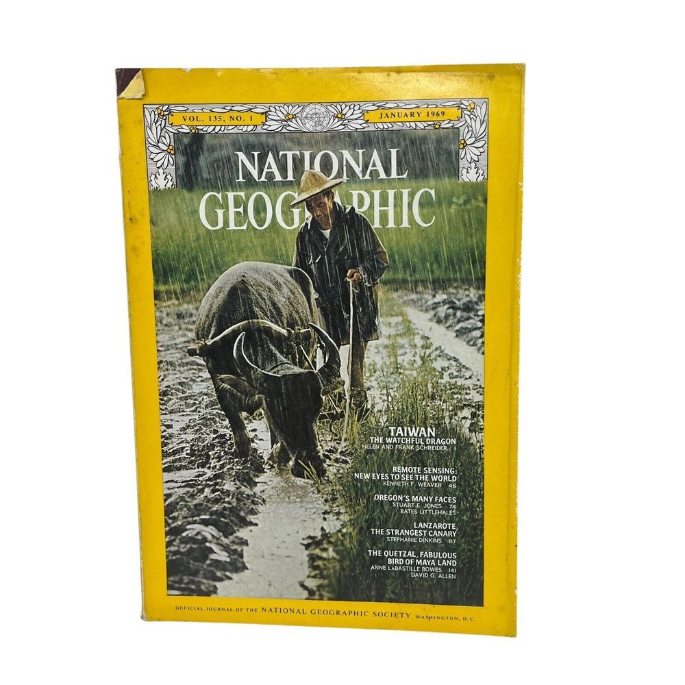 National Geographic Magazine January 1969 Taiwan Oregon Canary‎ Quetzal